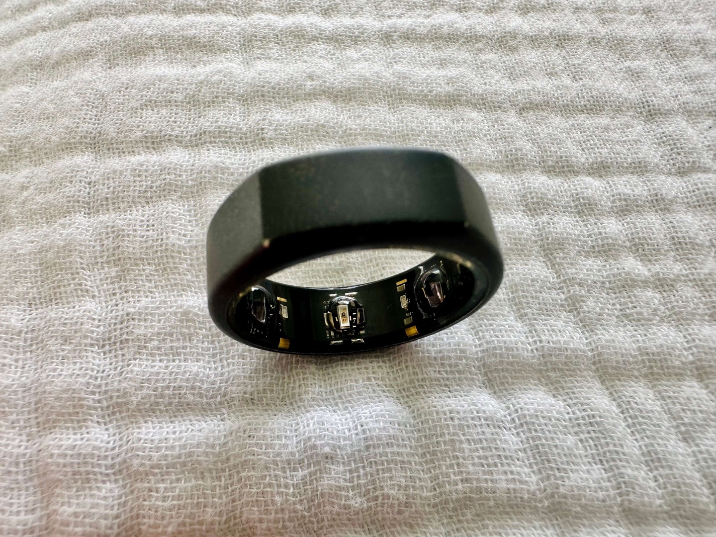 Oura Ring close up